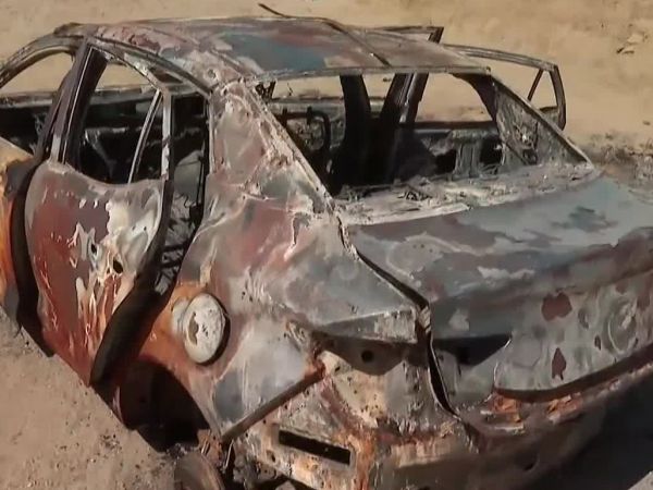 Auto quemado