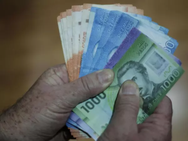 Pensión Garantizada Universal subirá a $250 mil mientras estudio advierte presión fiscal y propone elevar edad de jubilación