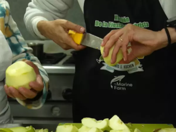 María Luisa Godoy se adentra en Puyuhuapi para probar sus famosos kuchen