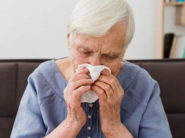 Revisa la diferencias y cómo protegerte de influenza, VRS y resfriado común