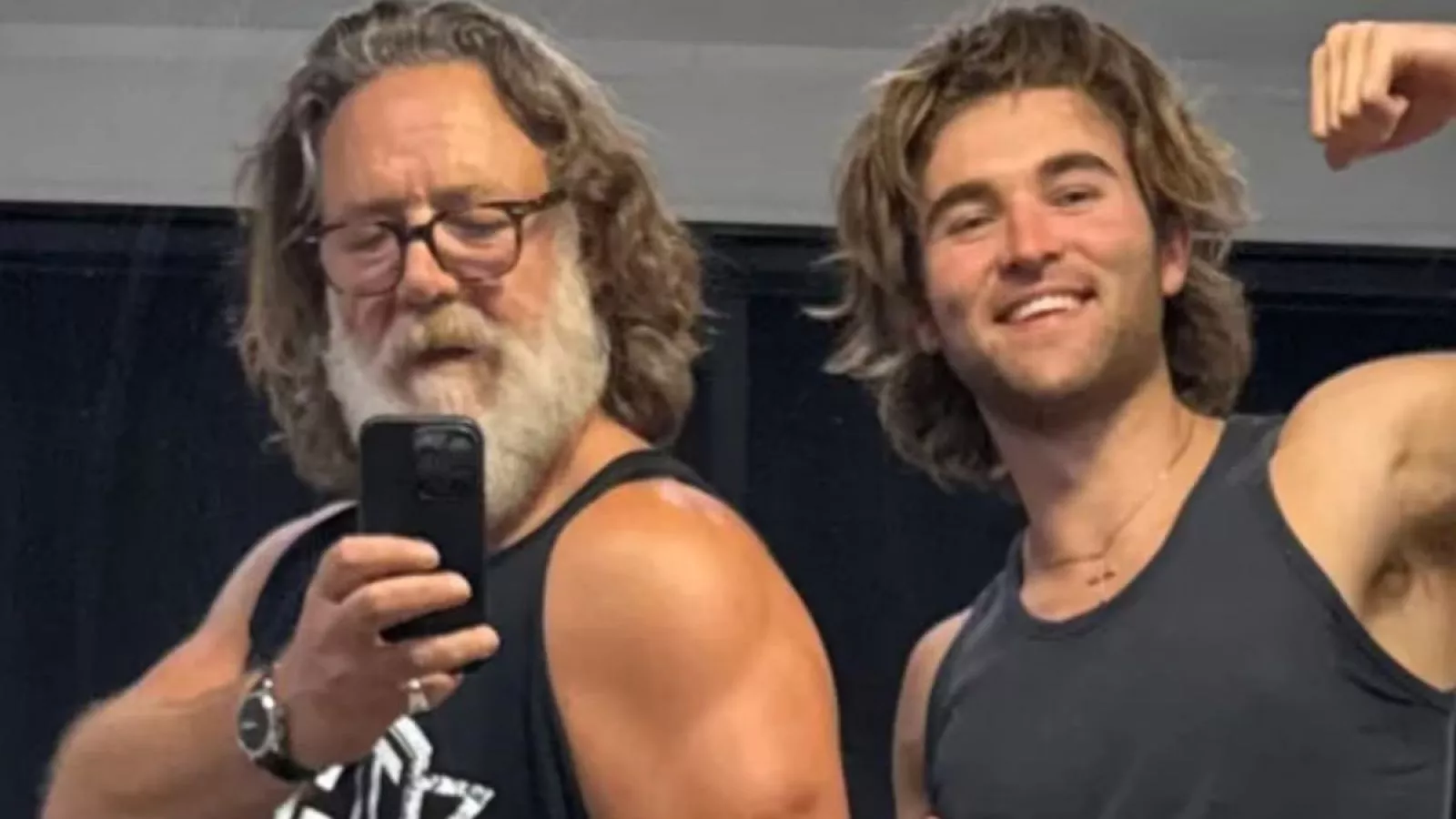 Russell Crowe sorprende con foto junto a su hijo Tennyson