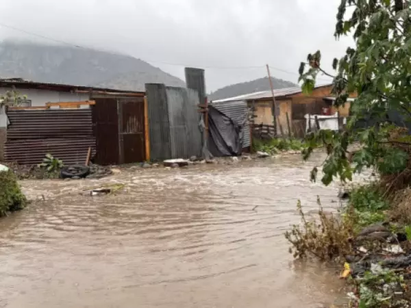Se emite alerta SAE para evacuar campamento en Talagante por riesgo de desborde del río Mapocho