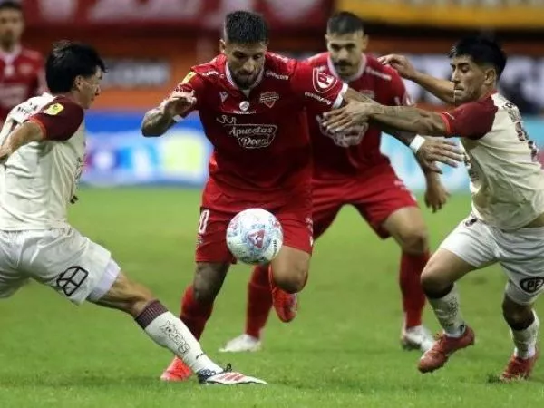 Ñublense-versus-La Serena-jugado-en-el-estadio-Nelson-Oyarzún