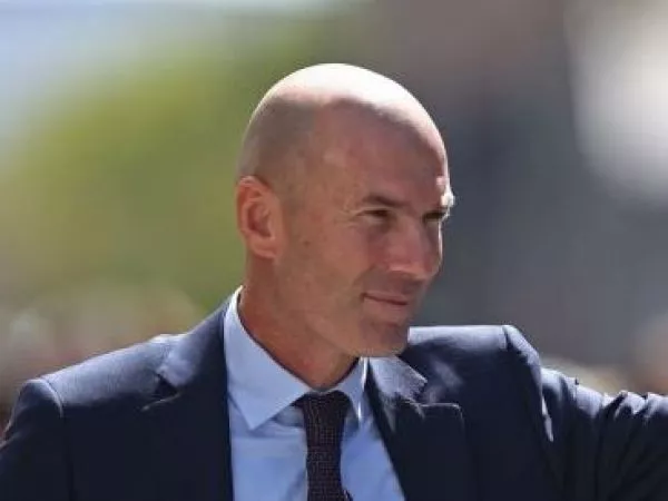 Zinedine Zidane nuevo entrenador de Francia