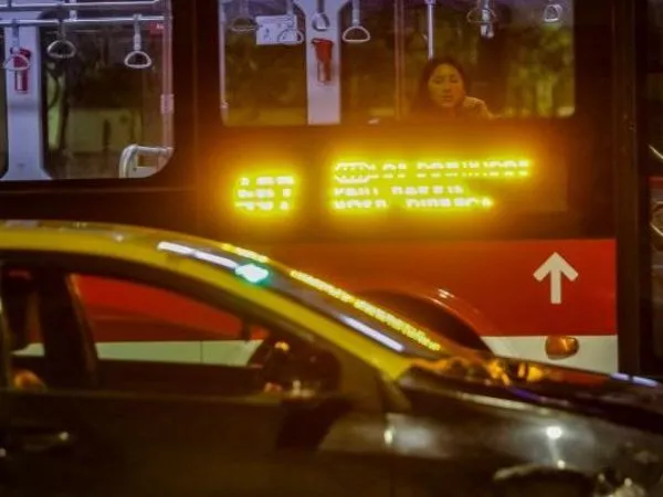 Balean a pasajero al interior de un taxi en Pudahuel: hombre de 41 años murió en el hospital